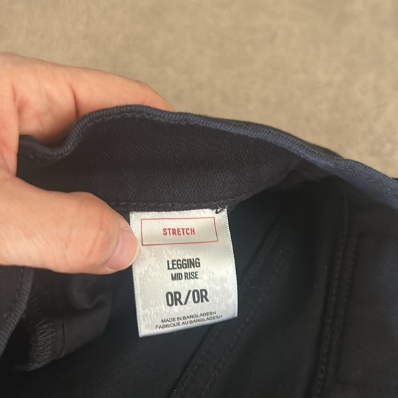 Express Skinny Jeans with Sleek Fit - Picture 5 of 6